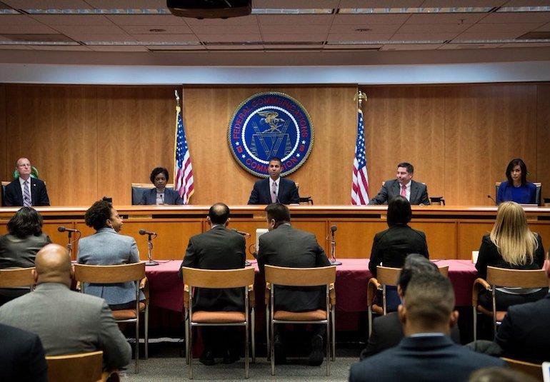 FCC、「ネット中立性」規則の撤廃決定